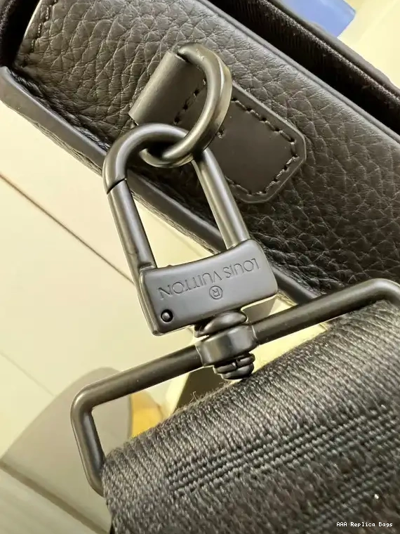 Aaa replica bags LOUIS VUITTON S LOCK BRIEFCASE 0629